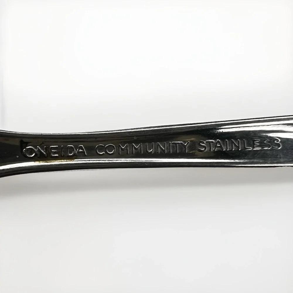 Oneida Community Twin Star 5 Teaspoons Atomic Starburst MCM Vintage Stainless